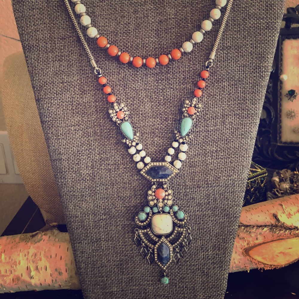 Silver tone adjustable necklace set